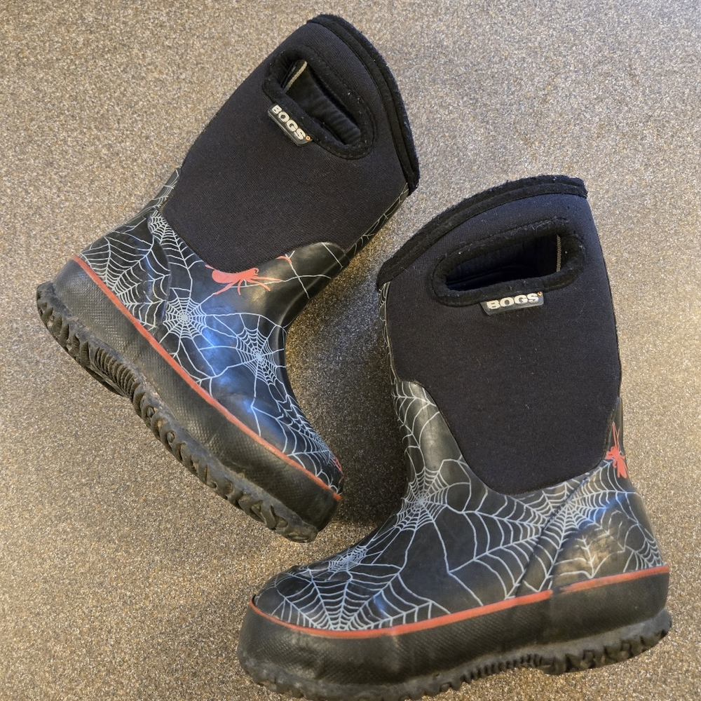 Bogs Youth Winter Rain Snow Boots Classic High Spiders Waterproof -30 Size 9